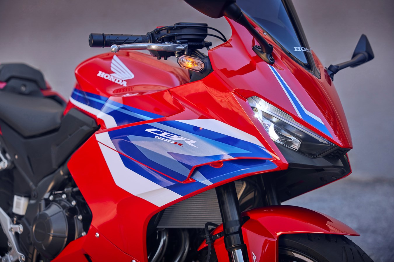 Honda CBR500R - Imagen 9